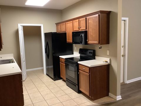 Tiny photo for 2894 Lakeshore Dr Dr, Tallahassee, FL 32312 (MLS # 389436)