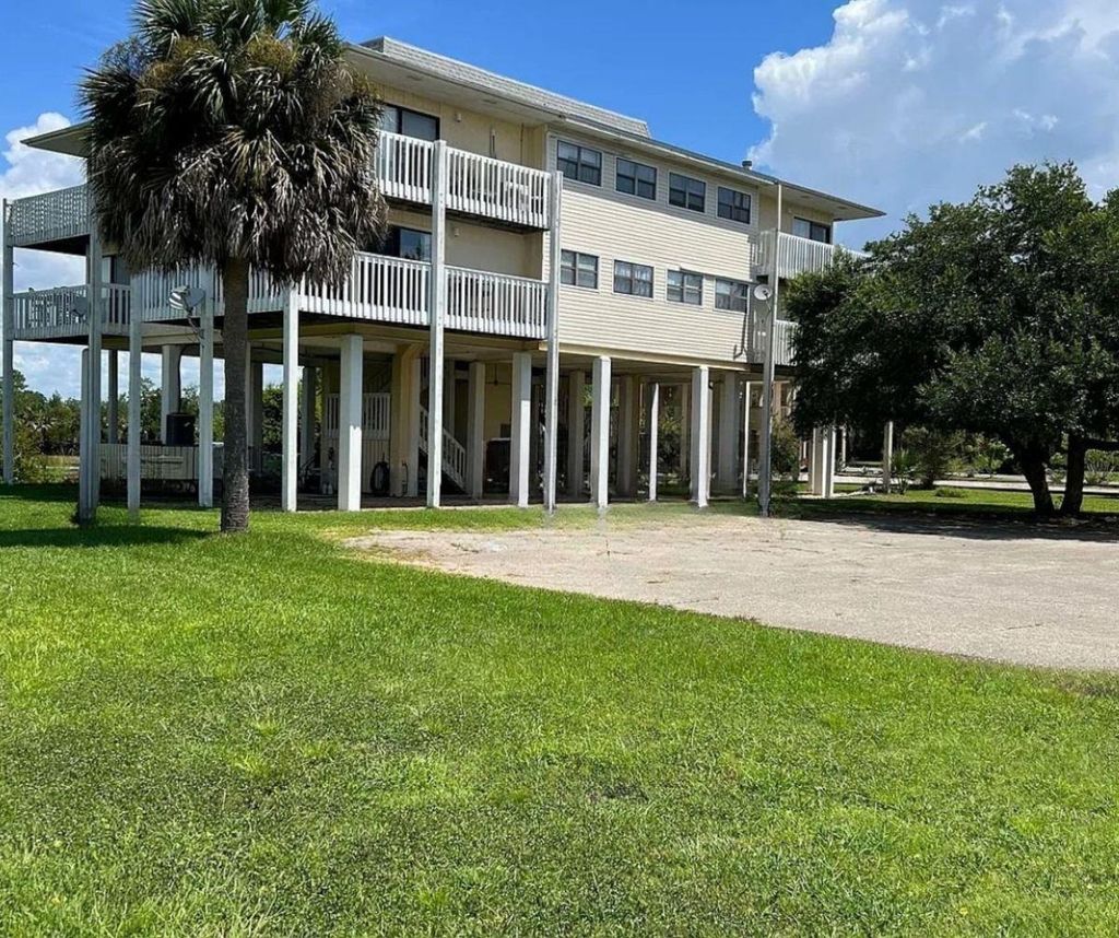 Photo of 36 Sea Breeze Drive #3, Crawfordville, FL 32327 (MLS # 385890)
