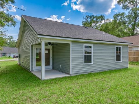 Tiny photo for X Franklin Drive, Crawfordville, FL 32327 (MLS # 399387)
