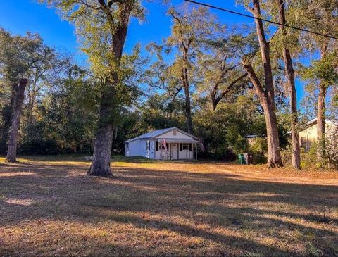 Tiny photo for 2950 George Street, Tallahassee, FL 32310 (MLS # 395192)