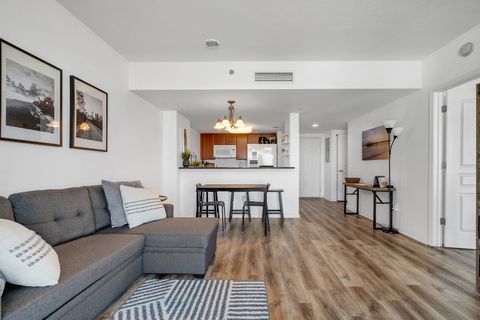 Tiny photo for 300 S Duval Street #1910, Tallahassee, FL 32301 (MLS # 398582)
