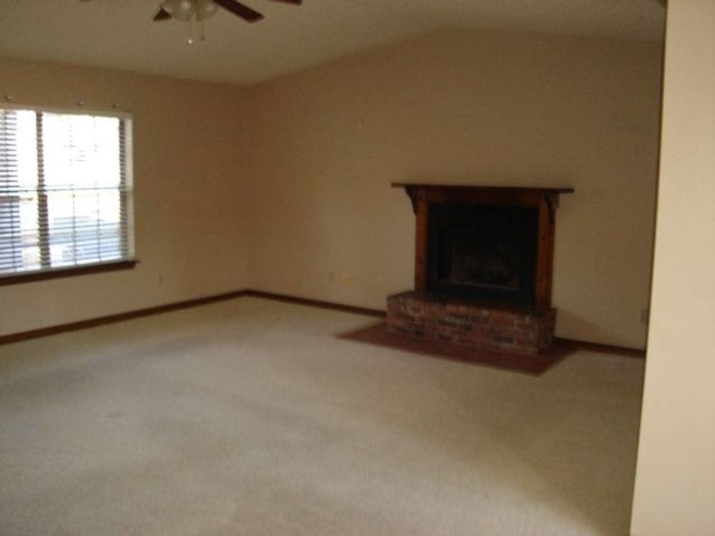 Photo of 6745 Alan A Dale Trail #9, Tallahassee, FL 32312 (MLS # 380714)