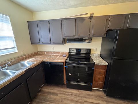 Tiny photo for 1742 Hartsfield Rd #A-D, Tallahassee, FL 32303 (MLS # 392969)