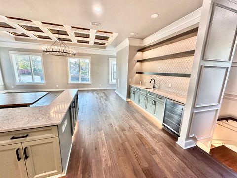 Tiny photo for 275 S Franklin Boulevard, Tallahassee, FL 32301 (MLS # 392488)