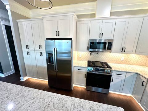 Tiny photo for 275 S Franklin Boulevard, Tallahassee, FL 32301 (MLS # 392488)