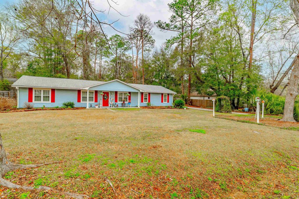 Photo of 5024 Pimlico Drive, Tallahassee, FL 32309 (MLS # 396835)