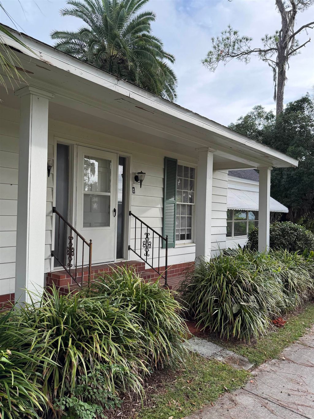 Photo of 140 SW Rutledge Street, Madison, FL 32340 (MLS # 391806)