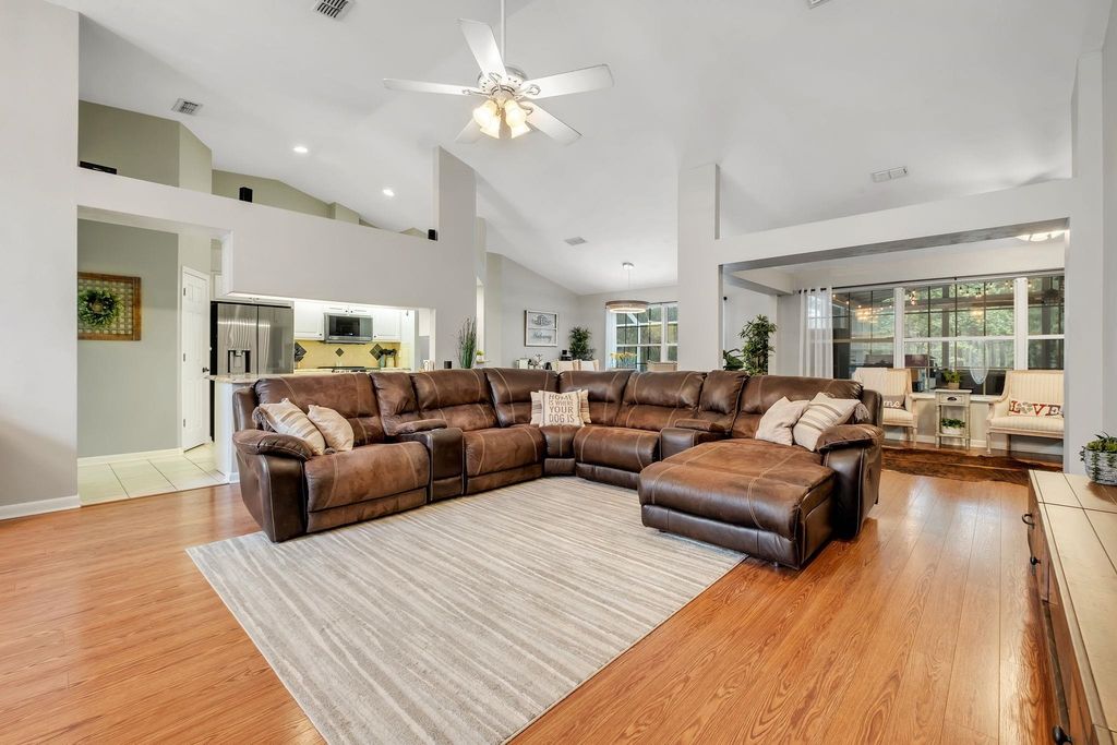 Photo of 6472 Hidden Lakes Drive, Tallahassee, FL 32311 (MLS # 391739)