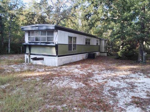 A home in Crawfordville