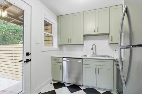 Tiny photo for 421 E JENNINGS Street, Tallahassee, FL 32301 (MLS # 393022)