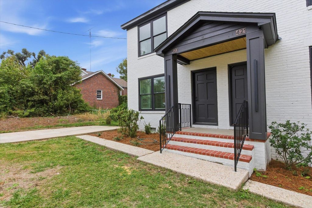 Photo of 421 E JENNINGS Street, Tallahassee, FL 32301 (MLS # 393022)