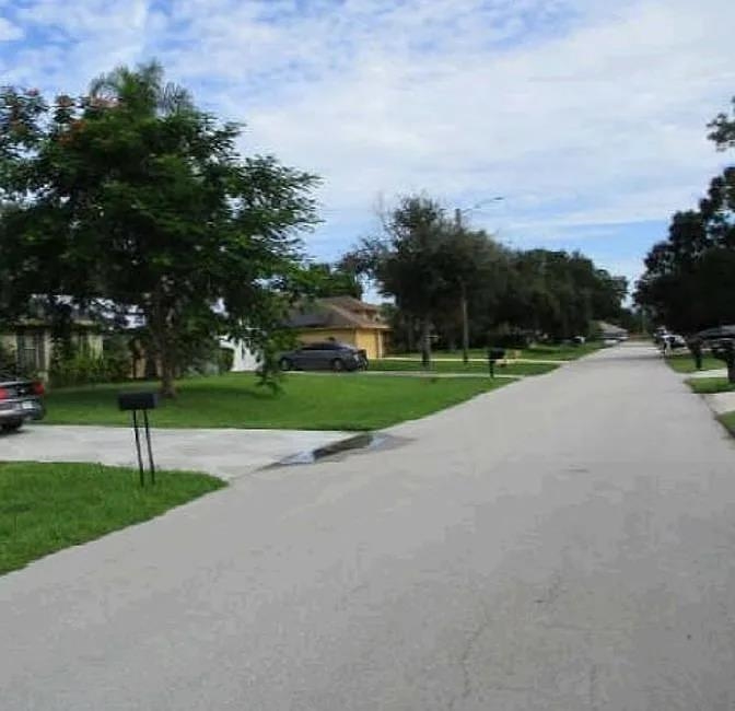 2582 SW McDonald Street