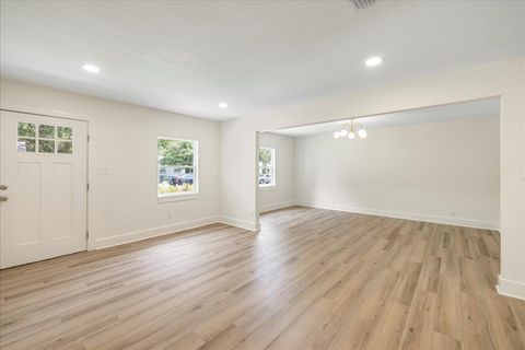 4604 TWIN OAKS Drive Tallahassee FL 32305