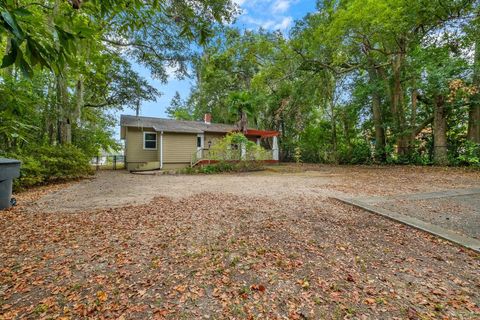 Tiny photo for 1320 Cherry Laurel Street, Tallahassee, FL 32308 (MLS # 391666)