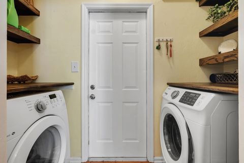 Tiny photo for 10549 Winters Run, Tallahassee, FL 32312 (MLS # 398098)