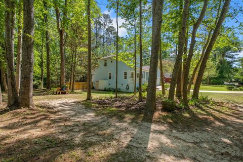 Tiny photo for 10549 Winters Run, Tallahassee, FL 32312 (MLS # 398098)