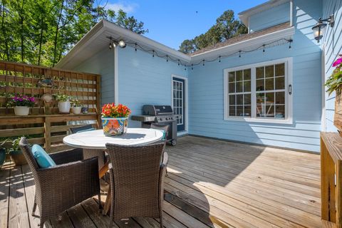 Tiny photo for 10549 Winters Run, Tallahassee, FL 32312 (MLS # 398098)