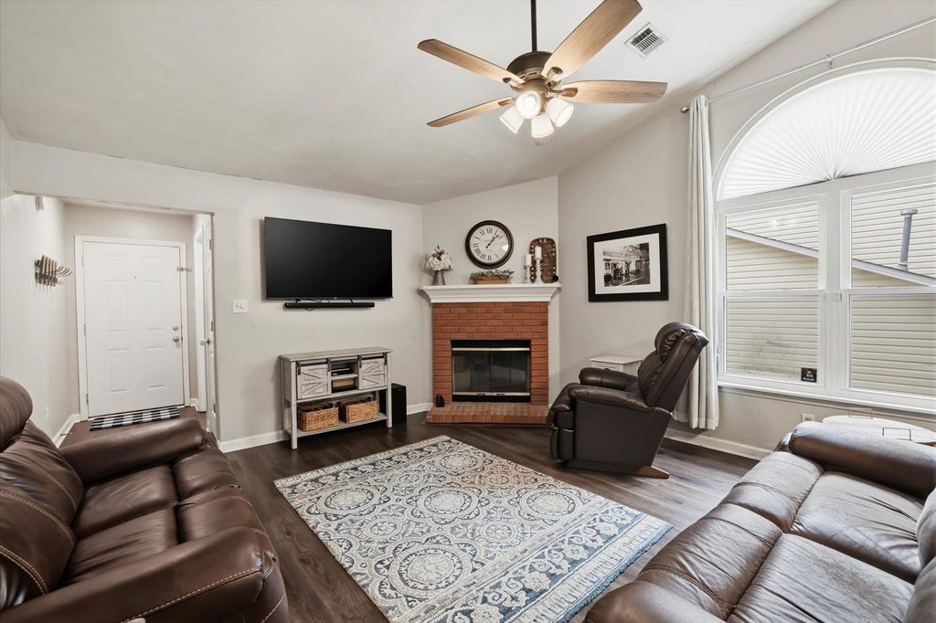 Photo of 2774 Westbury Drive, Tallahassee, FL 32303 (MLS # 394617)