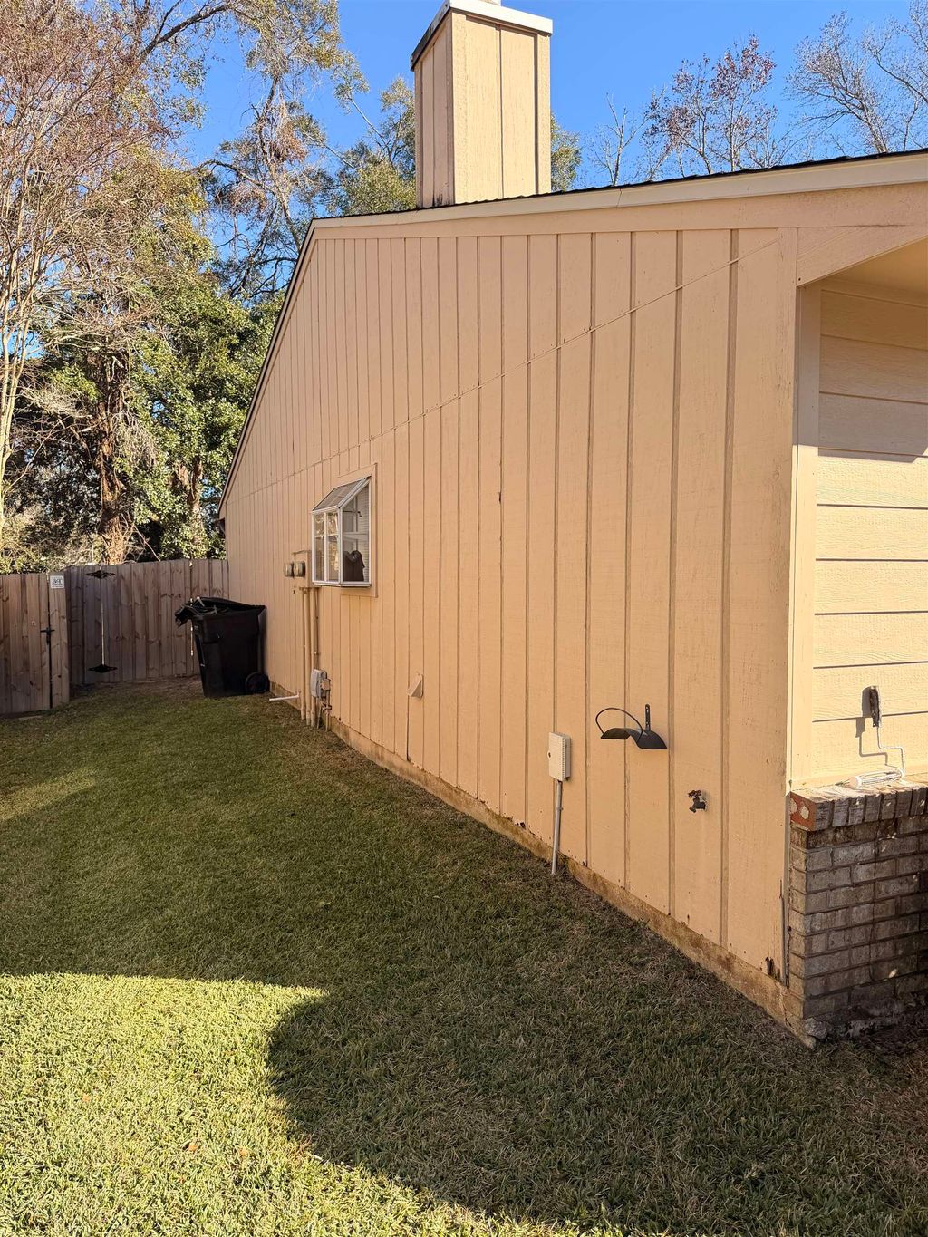 Photo of 425 High Point Lane, Tallahassee, FL 32301 (MLS # 395387)