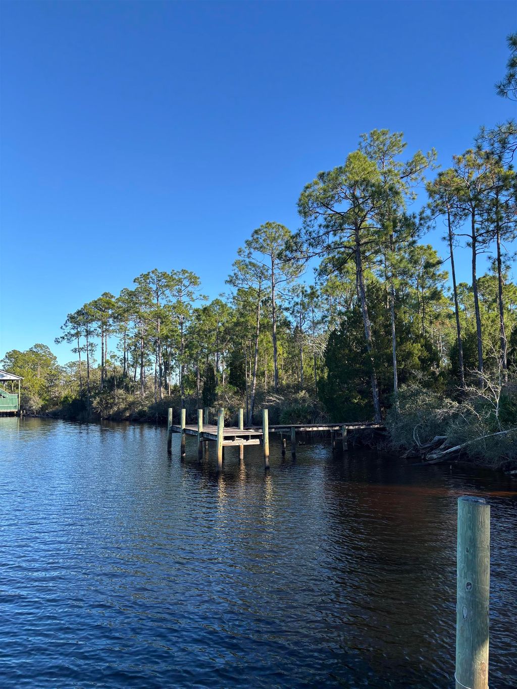 Photo of 727 Mill Rd, Carrabelle, FL 32322 (MLS # 394519)