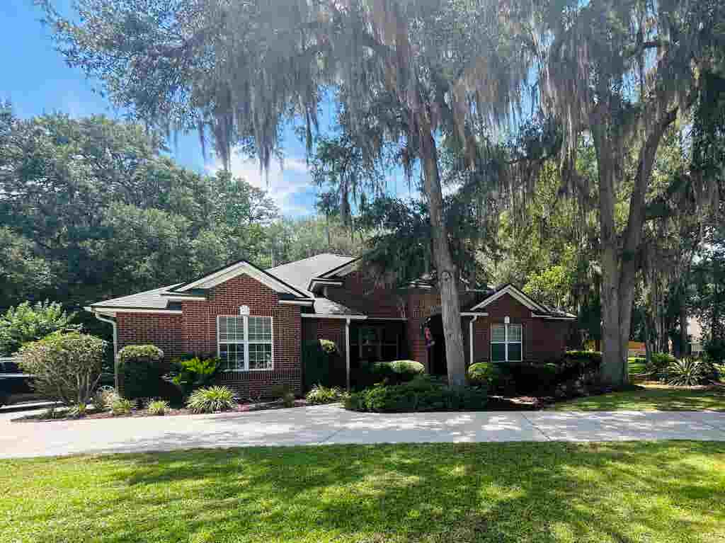 Photo of 7983 Lochknoll Lane, Tallahassee, FL 32312 (MLS # 402024)