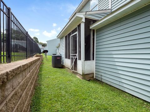 Tiny photo for 2221 S Timberwood Circle, Tallahassee, FL 32304 (MLS # 394744)