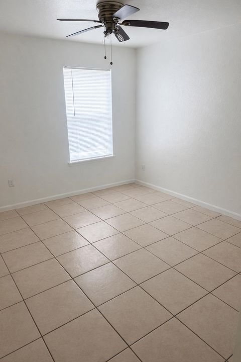 Tiny photo for 2221 S Timberwood Circle, Tallahassee, FL 32304 (MLS # 394744)