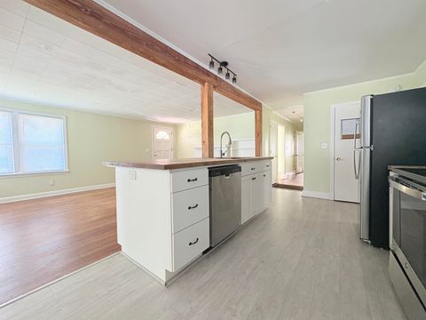 Tiny photo for 3022 Livingston Road, Tallahassee, FL 32303 (MLS # 392168)