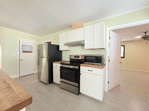 Tiny photo for 3022 Livingston Road, Tallahassee, FL 32303 (MLS # 392168)