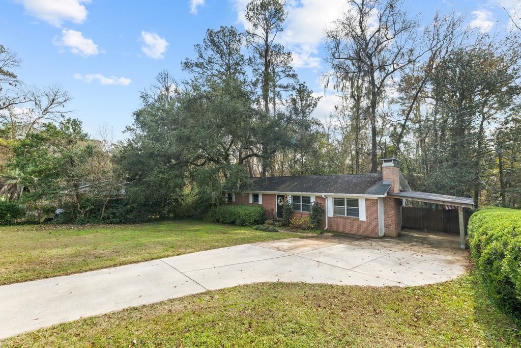 Photo of 1743 Crowder Road, Tallahassee, FL 32303 (MLS # 396512)