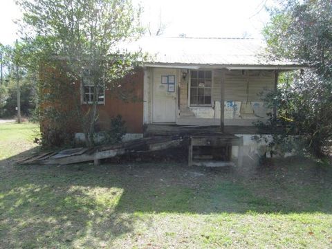 22 Smith Lane Chattahoochee FL 32324