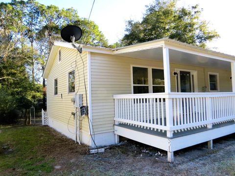 Tiny photo for 2526 Palmetto Terrace, Carrabelle, FL 32322 (MLS # 397003)