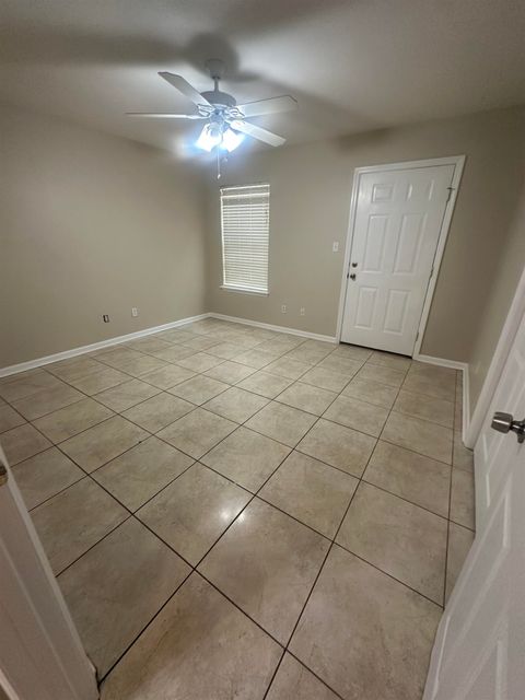 Tiny photo for 2525 Hartsfield Road Unit #21 Rd, Tallahassee, FL 32303 (MLS # 395695)