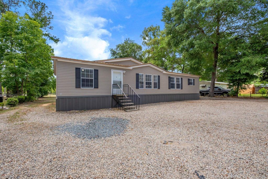 Photo of 8531 W Belk Drive, Tallahassee, FL 32310 (MLS # 399412)