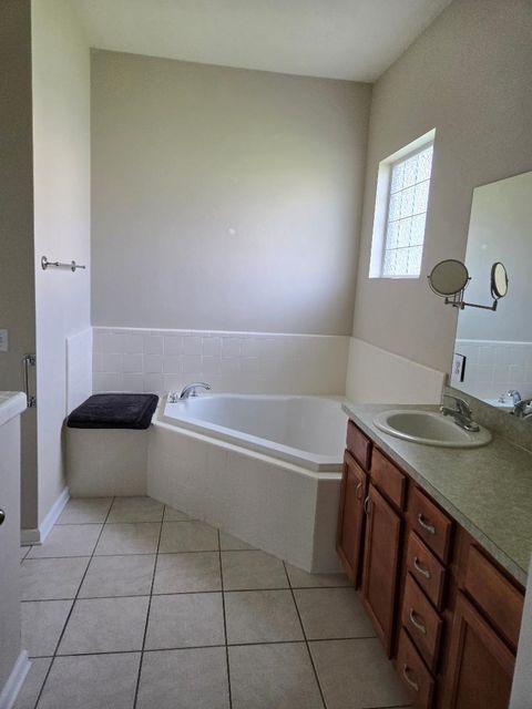 Tiny photo for 5560 Hampton Hill Circle, Tallahassee, FL 32311 (MLS # 386159)