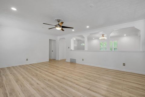 Tiny photo for 2501 Debden Court, Tallahassee, FL 32309 (MLS # 384106)