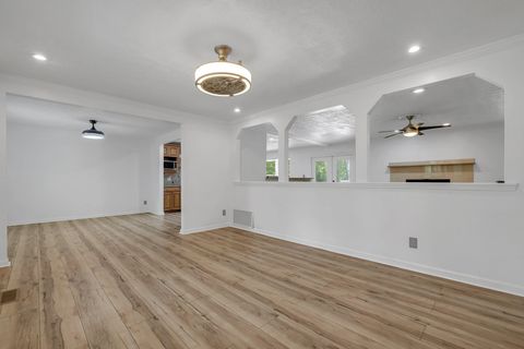 Tiny photo for 2501 Debden Court, Tallahassee, FL 32309 (MLS # 384106)