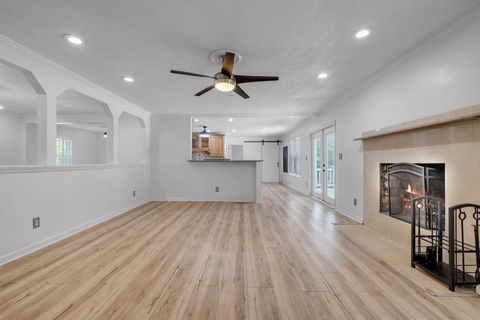 Tiny photo for 2501 Debden Court, Tallahassee, FL 32309 (MLS # 384106)