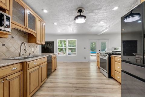 Tiny photo for 2501 Debden Court, Tallahassee, FL 32309 (MLS # 384106)