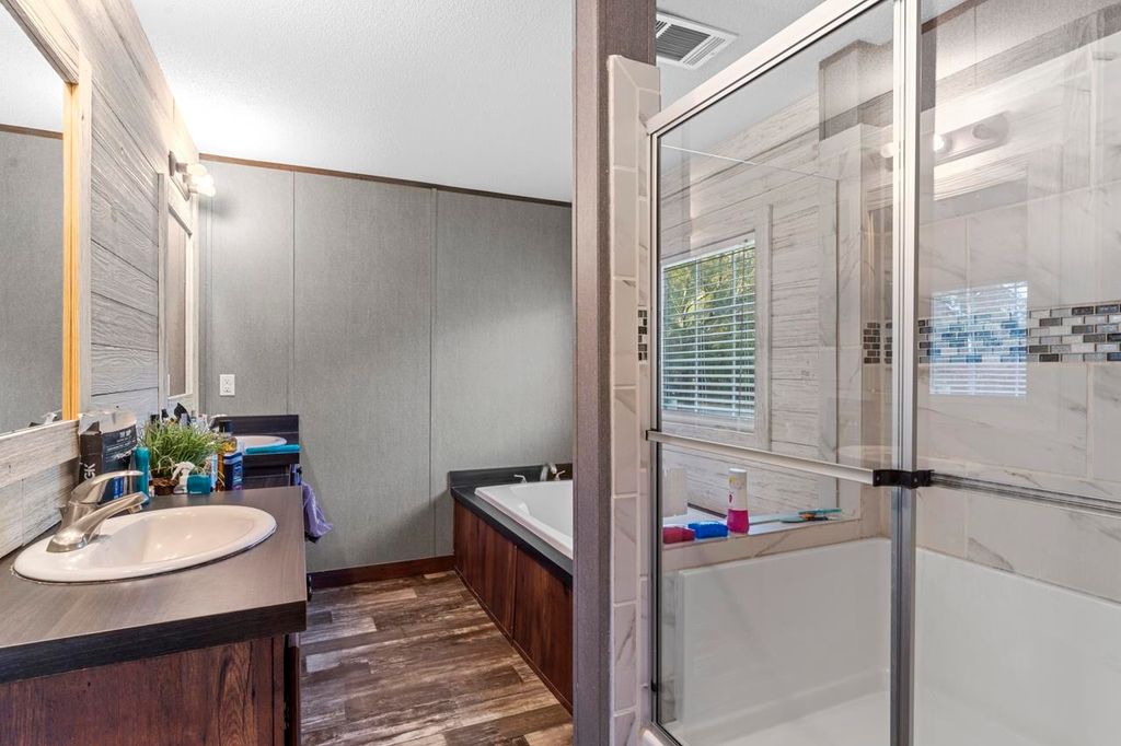 Photo of 3645 Glory Road, Quincy, FL 32352 (MLS # 393575)