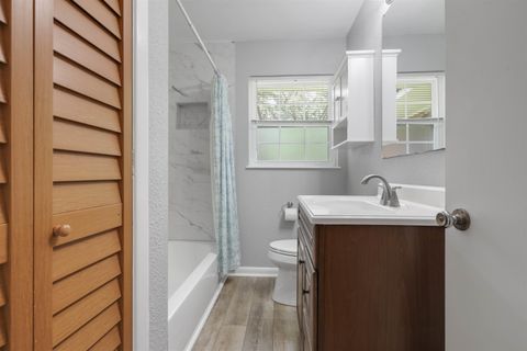 Tiny photo for 1917 Sharon Road, Tallahassee, FL 32303 (MLS # 386672)