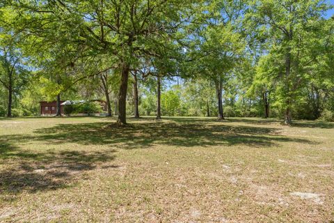 Tiny photo for 9532 Old Plank Road, Tallahassee, FL 32305 (MLS # 384786)