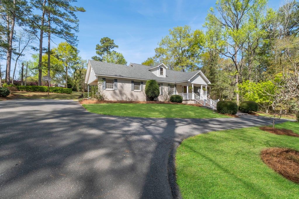 Photo of 97 Green Road, Quincy, FL 32351 (MLS # 393895)