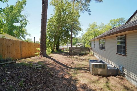 Tiny photo for 1545 Pine View Drive, Tallahassee, FL 32301 (MLS # 399687)