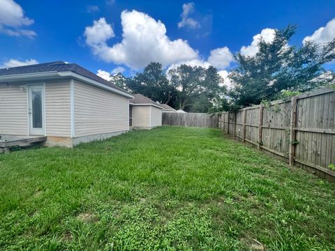 Tiny photo for 2633 Mission Road, Tallahassee, FL 32304 (MLS # 398913)