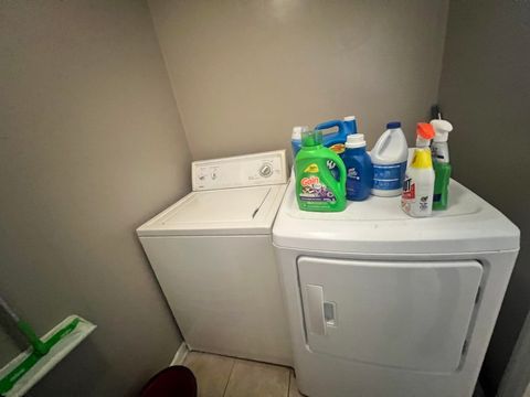Tiny photo for 2633 Mission Road, Tallahassee, FL 32304 (MLS # 398913)