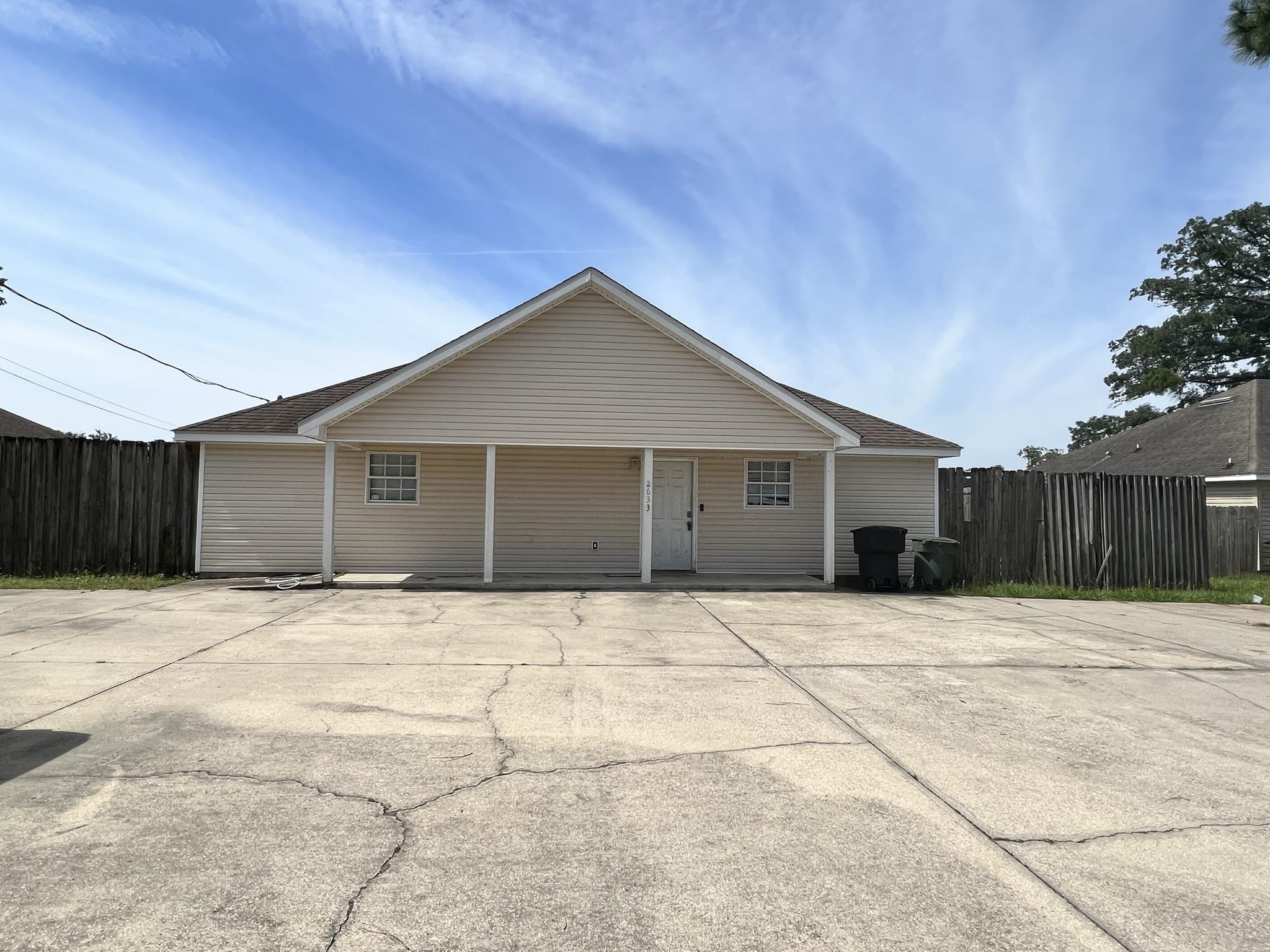 Photo 1 of 22 — 2633 Mission Road, Tallahassee, FL 32304