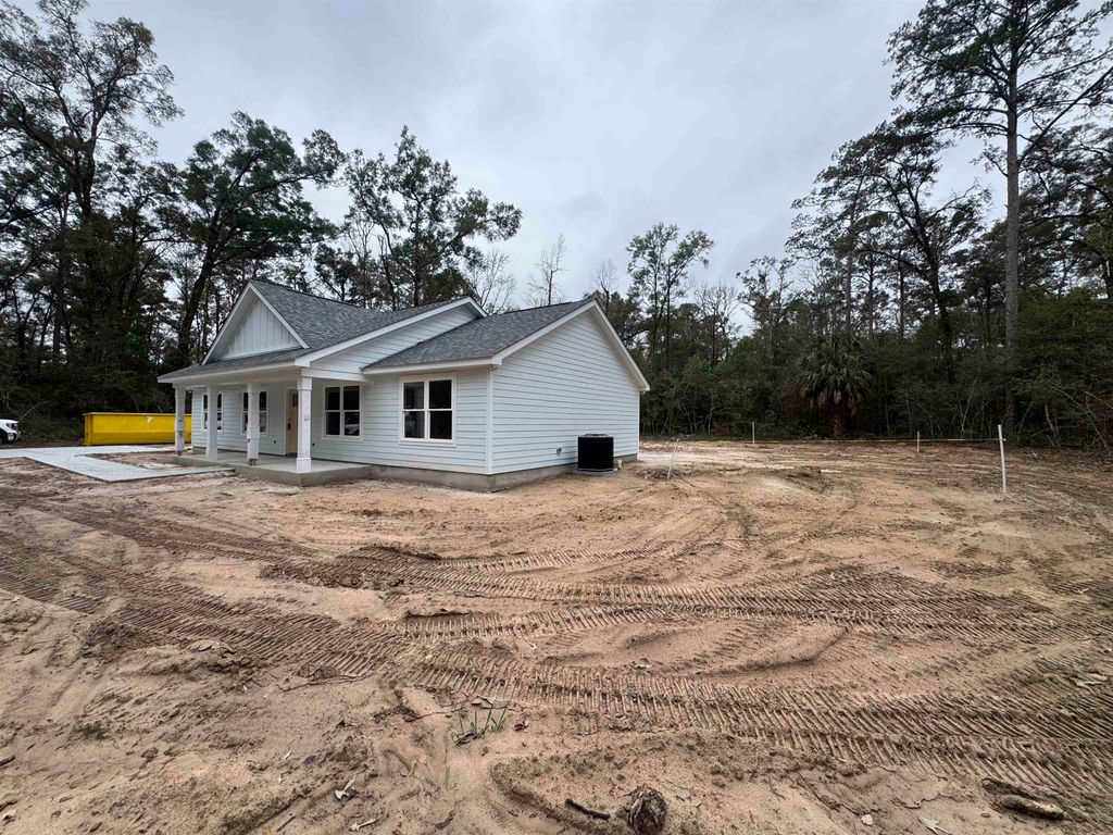 Photo of 92 Palomino Road, Crawfordville, FL 32327 (MLS # 394585)