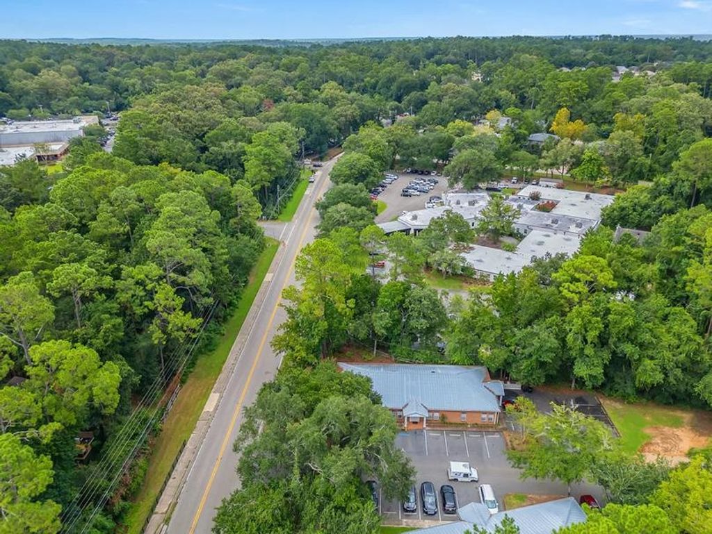 Photo of 3227 Capital Medical Boulevard, Tallahassee, FL 32308 (MLS # 391859)