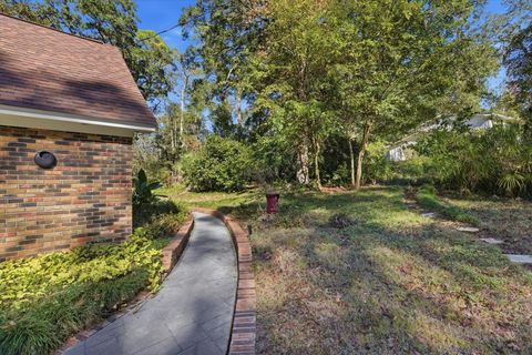 Tiny photo for 602 Middlebrooks Circle, Tallahassee, FL 32312 (MLS # 394172)